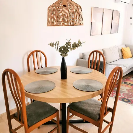 アパート Marina *