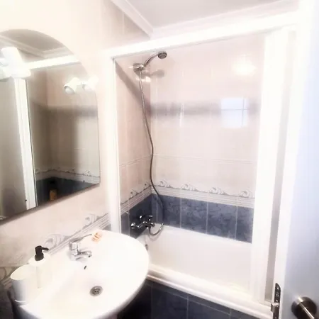 Marina アパート *