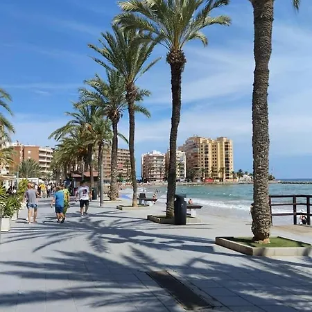 Marina דירה